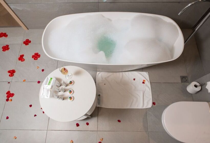 هتل Sunbird Waterfront