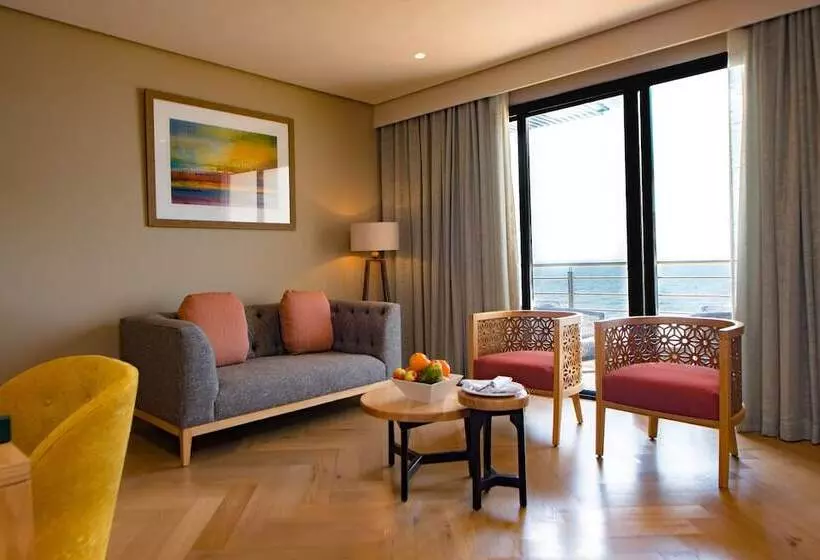 هتل Sunbird Waterfront