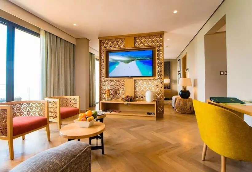 هتل Sunbird Waterfront