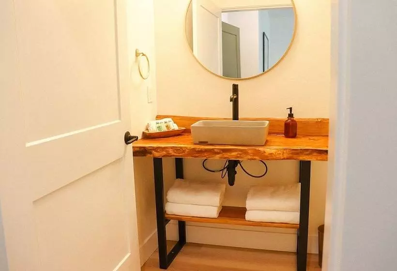 Hotelli The Wildflower Inn