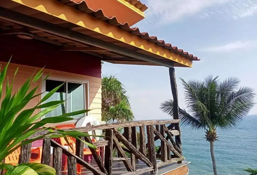 Majatalo Cliff View Bungalows