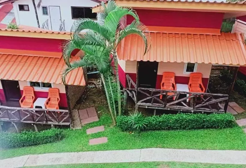 Majatalo Cliff View Bungalows