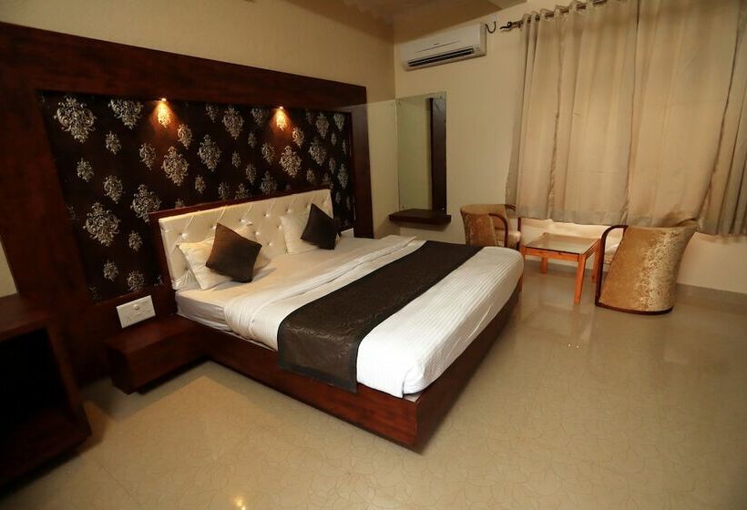 Riviera Madaar Resort