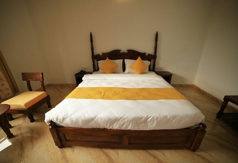 Riviera Madaar Resort