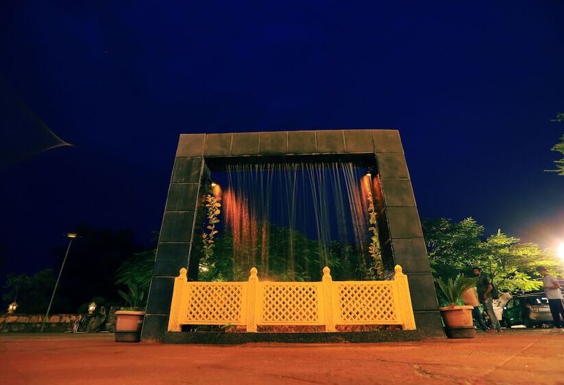 Riviera Madaar Resort