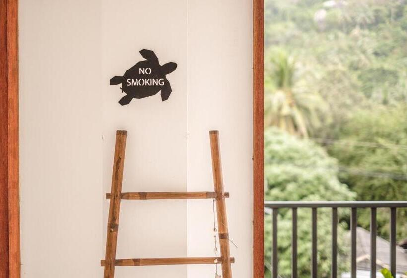 The Dearly Koh Tao Hostel Padi 5 Star Dive Resort