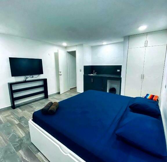 هاستل La Perle Noire   Auberge