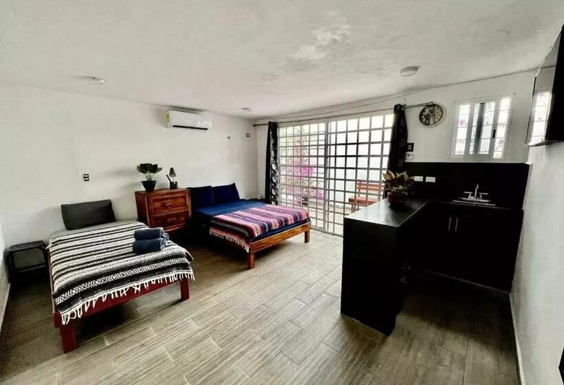 La Perle Noire   Auberge