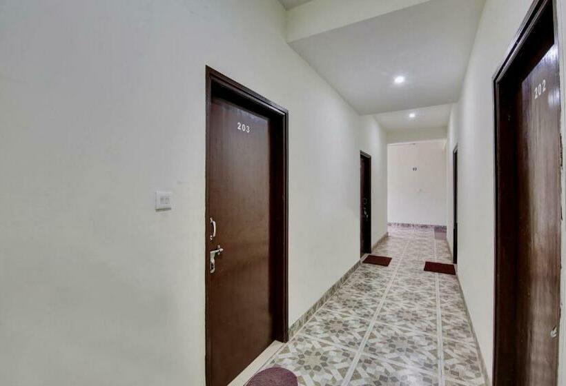 فندق Oyo Flagship 7230 City Inn