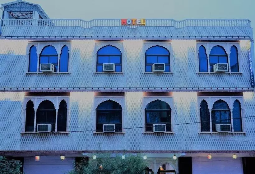 ホテル White Palace