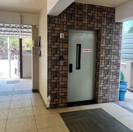 ホテル Royal Villa Guest House