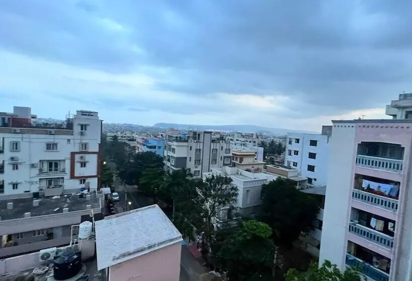 Hotelli Royal Villa Guest House