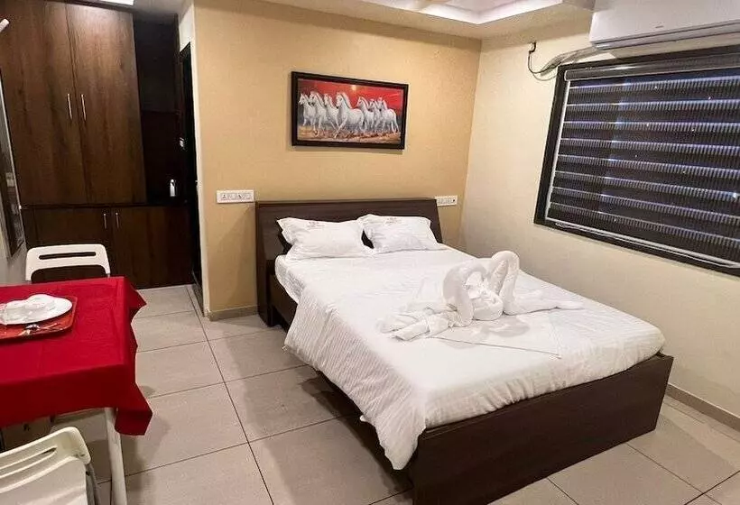 Hotelli Royal Villa Guest House