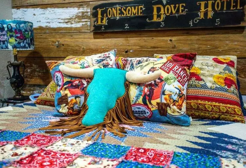 Majatalo Lonesome Dove Bandera Cabin