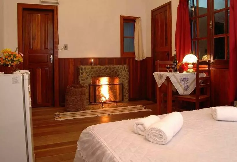 Majatalo Suites Cantinho De Mauá