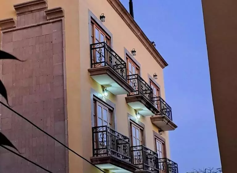 هتل Cancun International By Zeiva