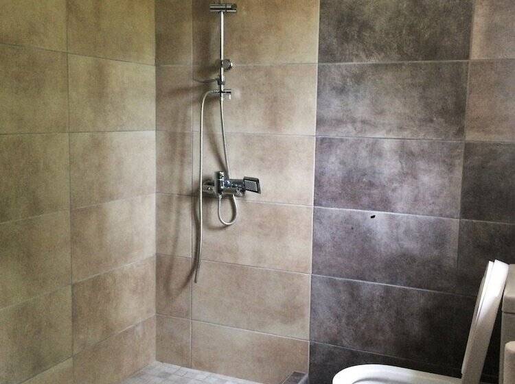 فندق Captains Studios & Apartments