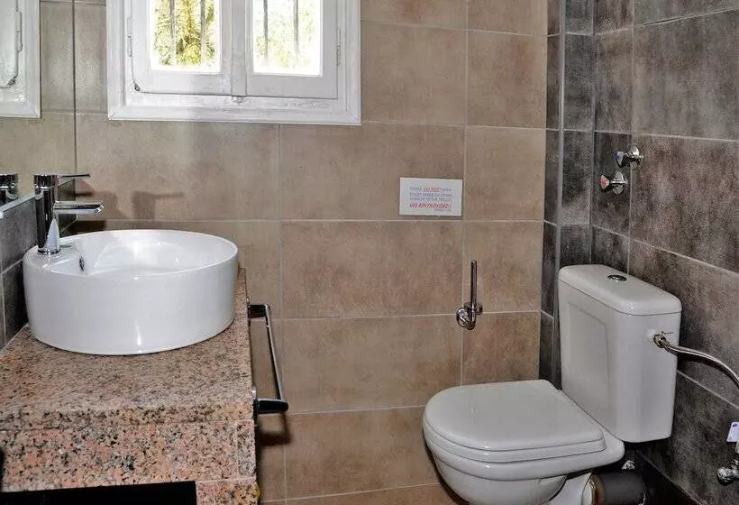 فندق Captains Studios & Apartments