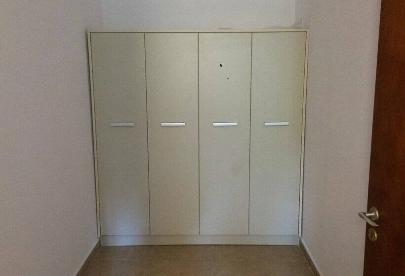 فندق Captains Studios & Apartments