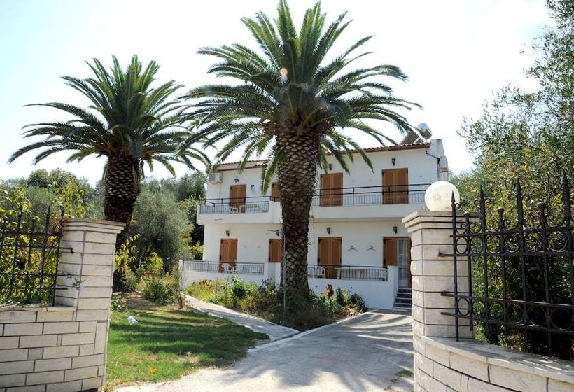 فندق Captains Studios & Apartments