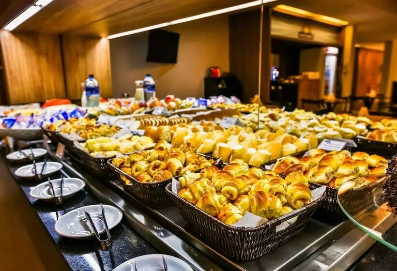 هتل Days Inn By Wyndham Rio De Janeiro Lapa