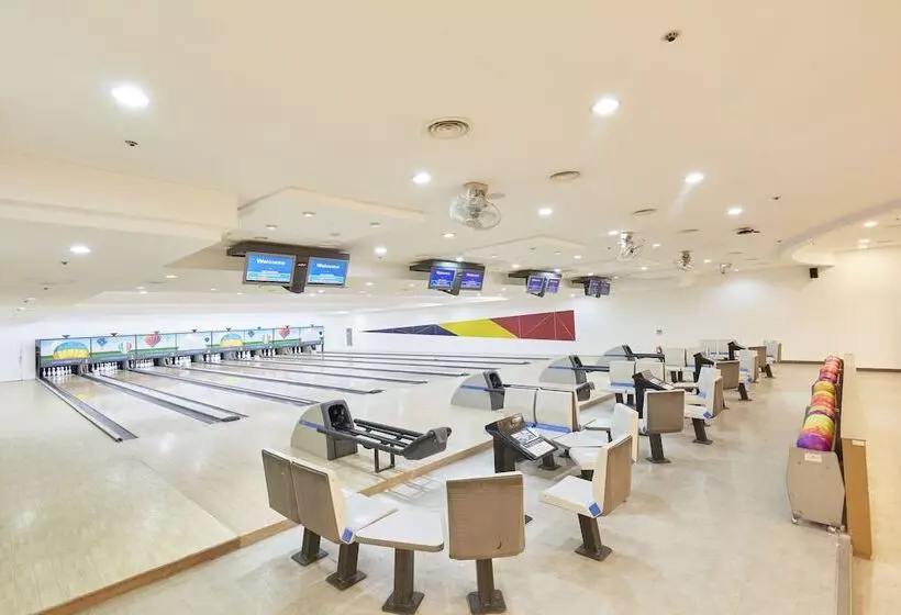 Отель Kumho Tongyeong Marina Resort