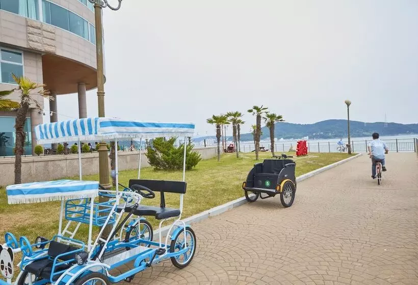 Отель Kumho Tongyeong Marina Resort