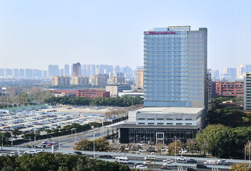 בית מלון כפרי Hilton Garden Inn Wuhan Hankou