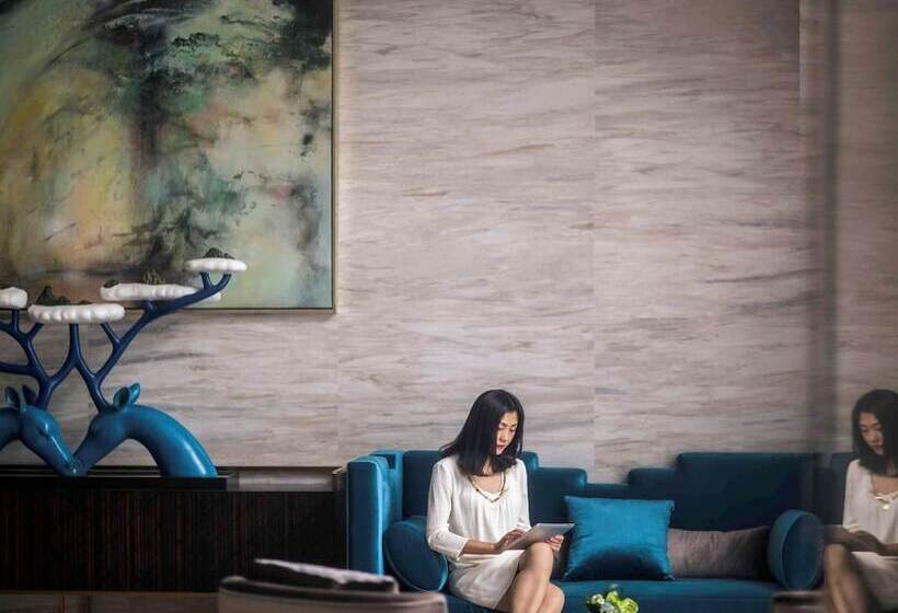 בית מלון כפרי Hilton Garden Inn Wuhan Hankou