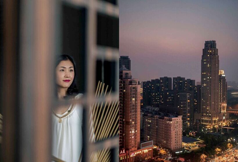 בית מלון כפרי Hilton Garden Inn Wuhan Hankou