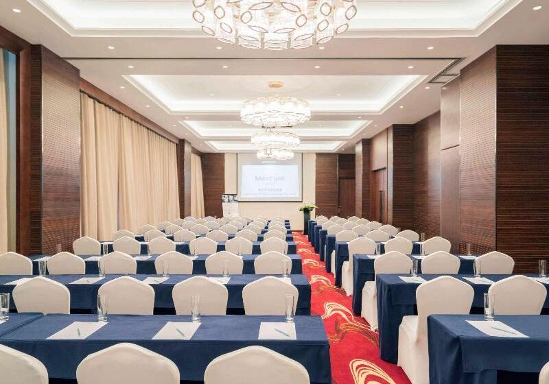 בית מלון כפרי Hilton Garden Inn Wuhan Hankou