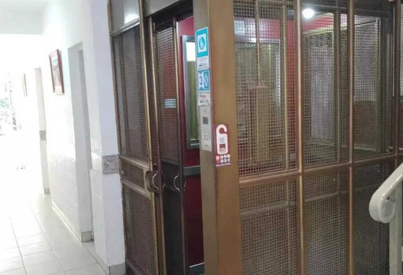 هتل Nuevo Casablanca