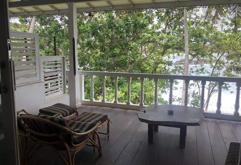 Hotel Number One Mirissa