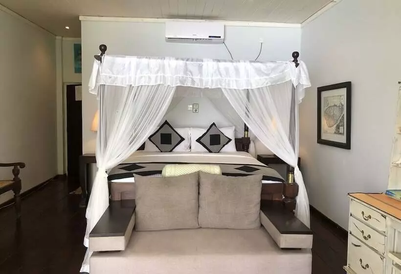 Hotel Number One Mirissa