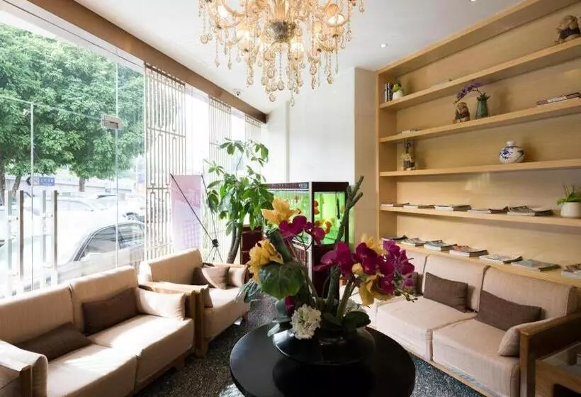 Shang Pin Hotel Shenzhen Futian Exhibition Branch