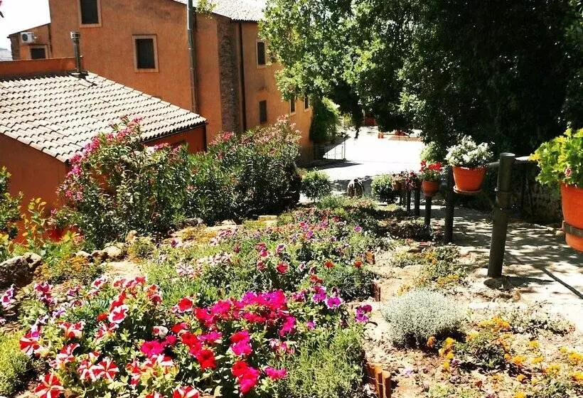 هتل Torre Di Renda