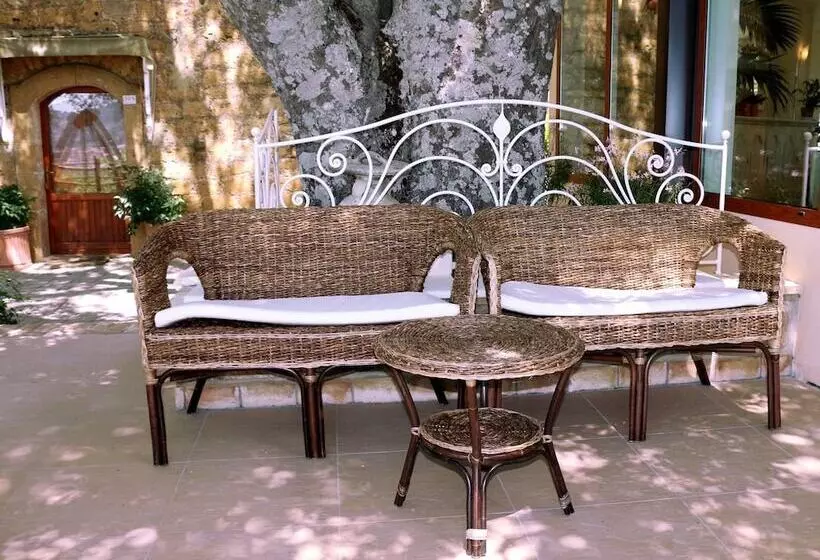 هتل Torre Di Renda