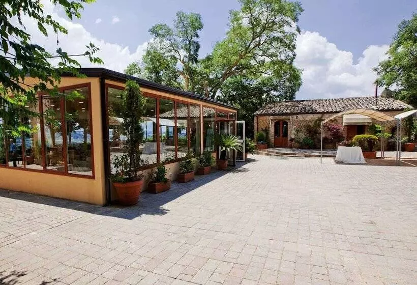 هتل Torre Di Renda