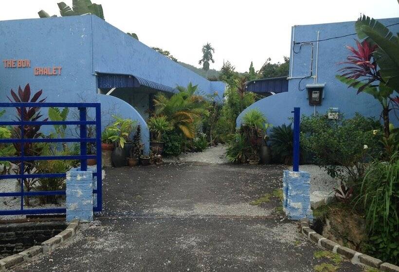 فندق على الطريق The Box Chalet