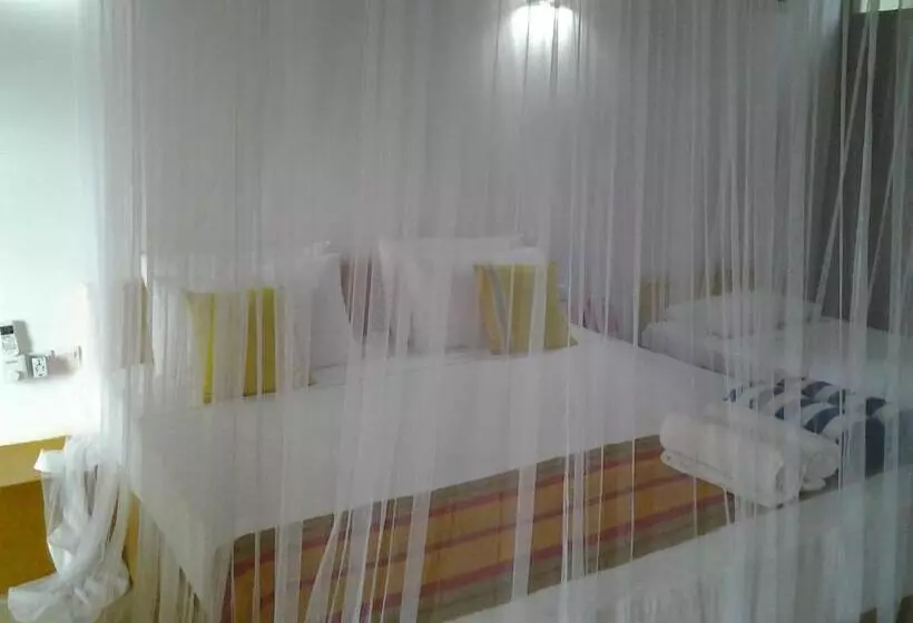 Пансион Randoni Villa