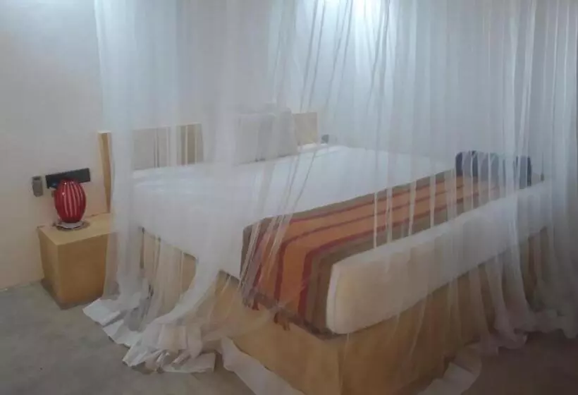 Пансион Randoni Villa