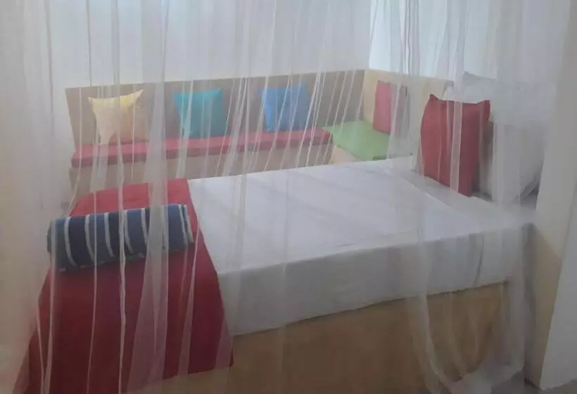 Пансион Randoni Villa