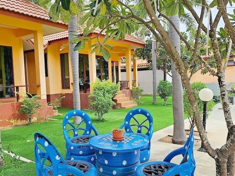 Pranmanee Beach Resort