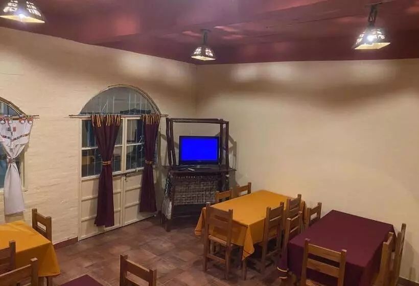 ベッドアンドブレックファースト Humapacha Hostel