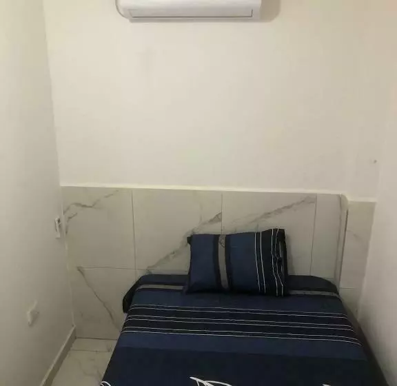 پانسیون Hostal El Bellettini