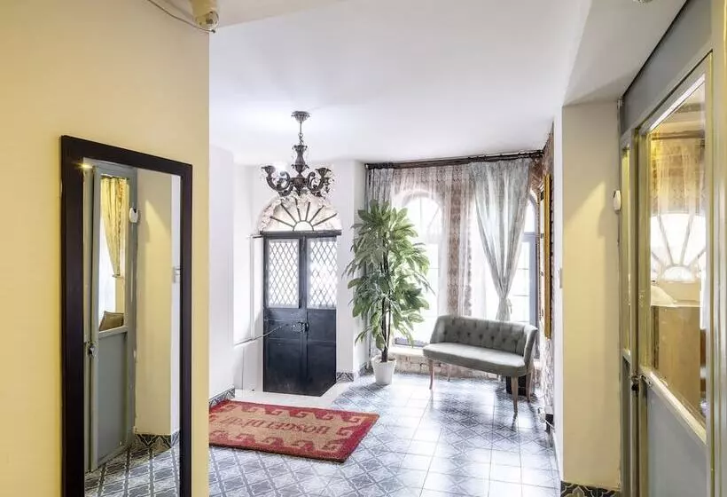 The Red Tent Suite 88