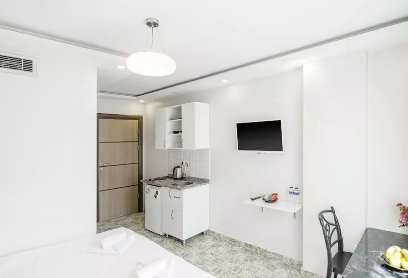 The Red Tent Suite 88