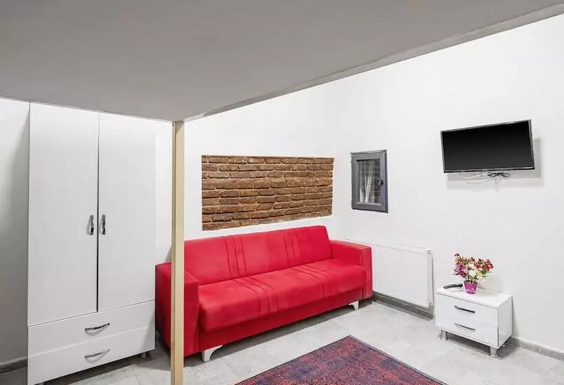 The Red Tent Suite 88