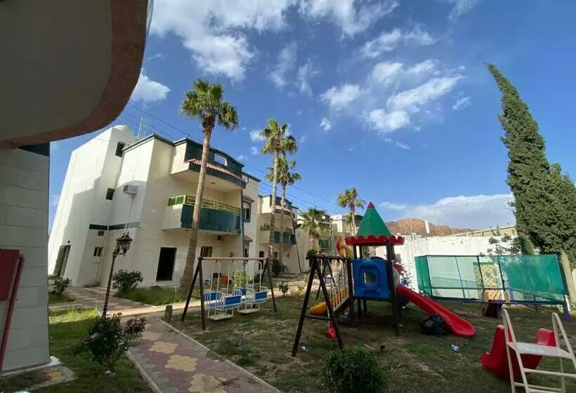 ユースホステル منتجع ليالي الحنين Layali Alhanin Resort