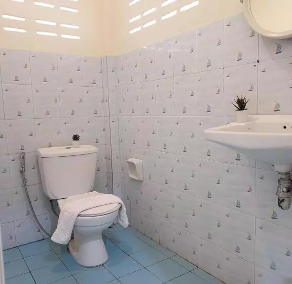 Hotelli ปานีวิลล์ รีสอร์ต